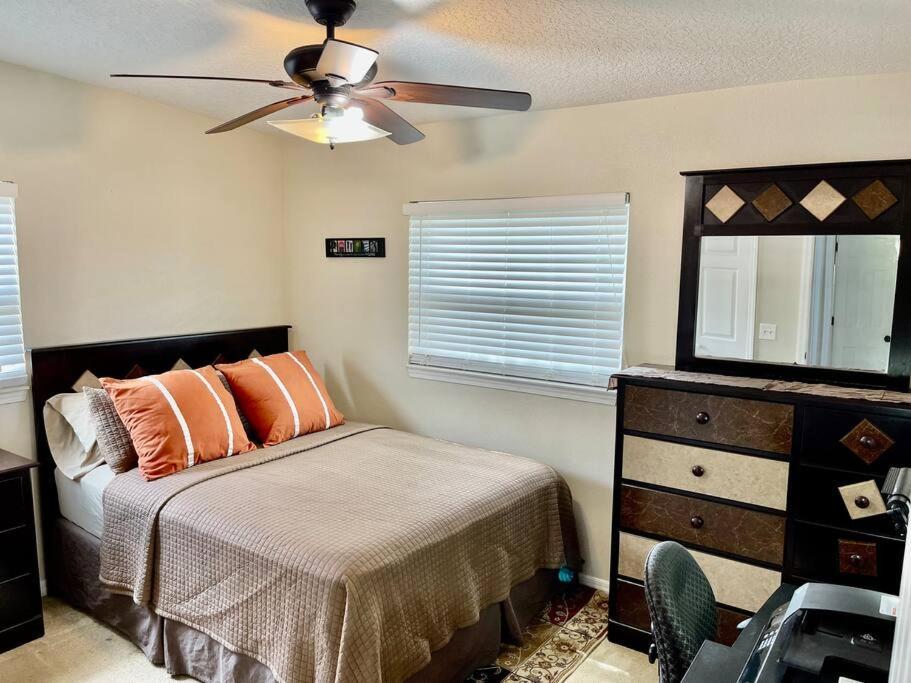 Cozy Modest Home Near Universal Studios/Volcanobay 奥兰多 外观 照片